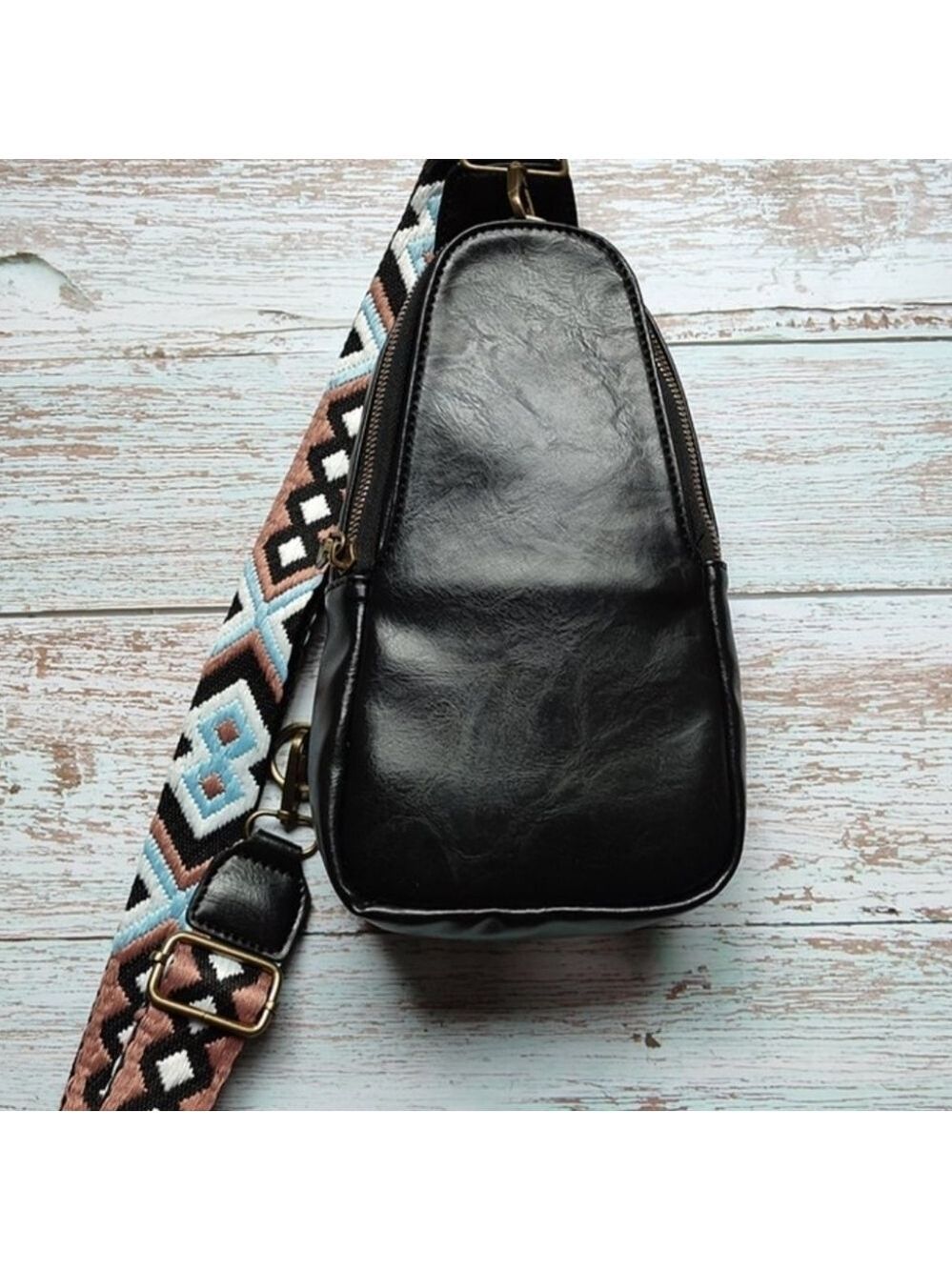 TRÏBE Black Guitar Strap Mini Crossbody Bag Purse NWOT - Picture 2 of 5